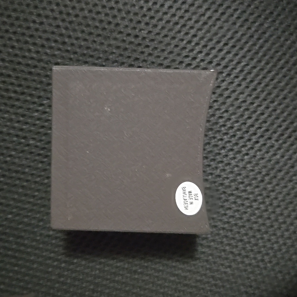BEAUTIFUL RIDDLES RING BOX - Picture 4 of 9